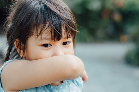 Traitement de la toux aiguë chez l'enfant. Que dit la science ?